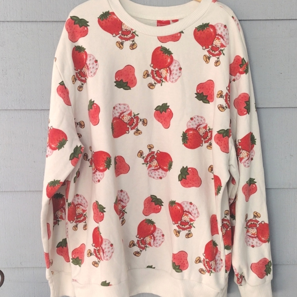 Strawberry Shortcake Sweatshirt 🍓 🍰